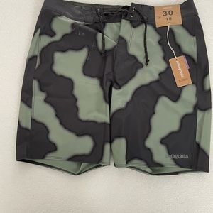 Patagonia Men's Hydropeak Boardshorts 18”Sz ,34 ,38 Clouds Hemlock Grn$79